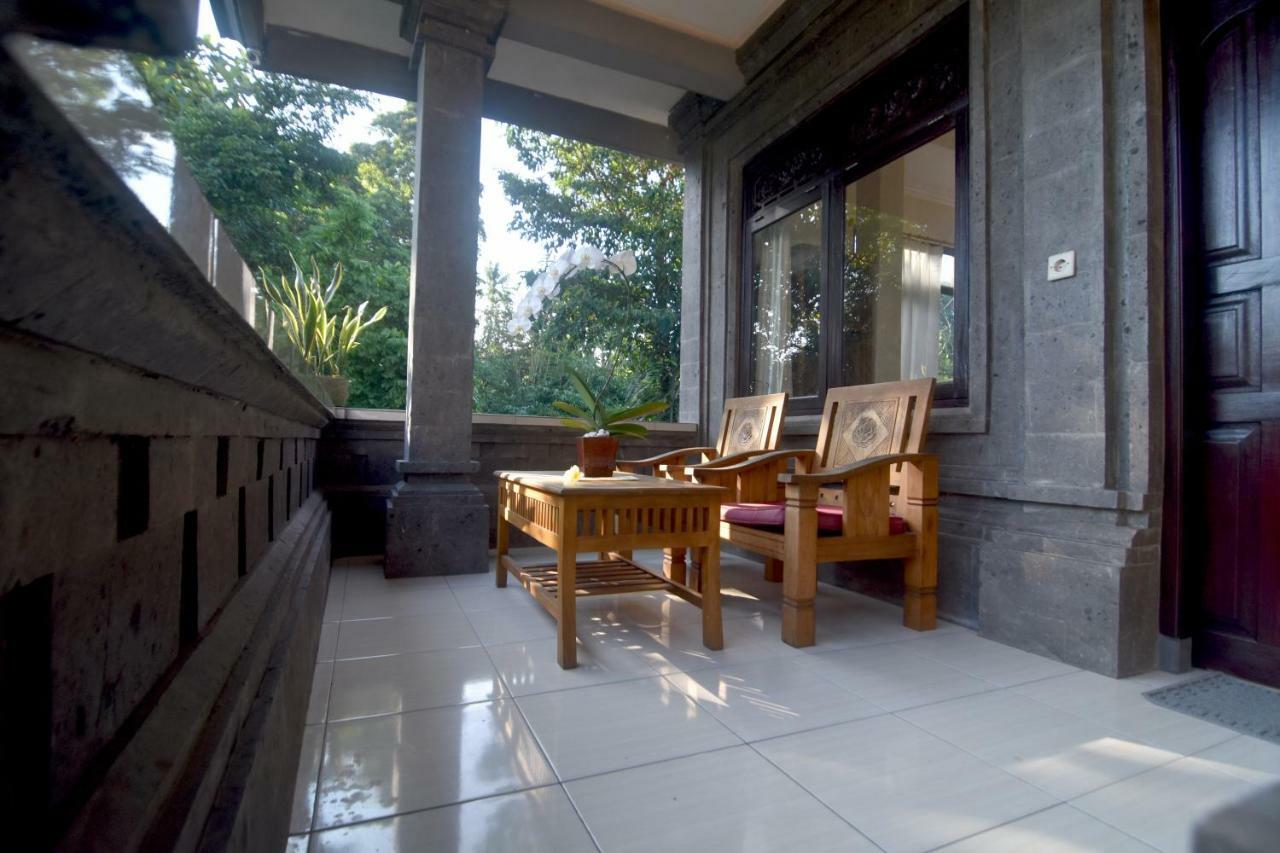 Arik'S Homestay Ubud Exterior photo